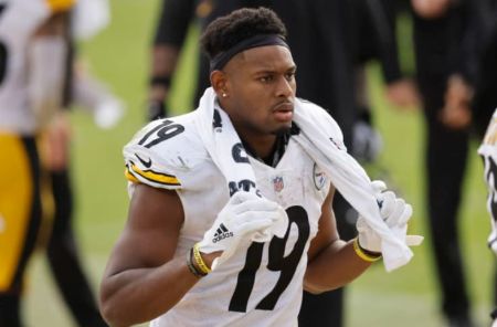 Juju Smith Schuster holds an estimated net worth of $4 million as of December 2020.